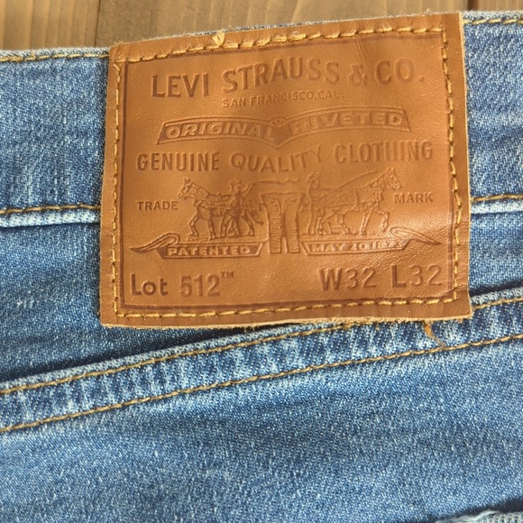 Levi’s Men’s 512 Taper Fit Distressed Jeans SZ 32 - Picture 8 of 8